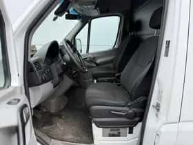 Mercedes-Benz Sprinter (2017) thumbnail 5