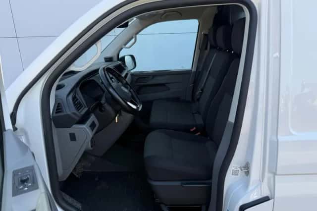 Volkswagen E transporter (2020) thumbnail 6