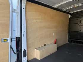 Ford E transit 68kwh 184pk (2023) thumbnail 14