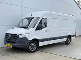 Mercedes-Benz Sprinter (2021) thumbnail 1