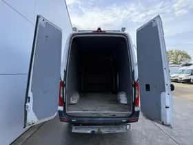 Mercedes-Benz Sprinter (2021) thumbnail 10
