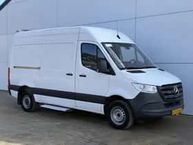 Mercedes-Benz Sprinter (2021) thumbnail 4