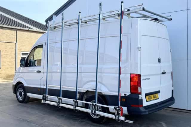 Volkswagen Crafter (2019) thumbnail 2