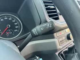 Volkswagen Crafter (2019) thumbnail 26