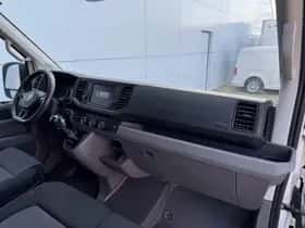 Volkswagen Crafter (2019) thumbnail 8