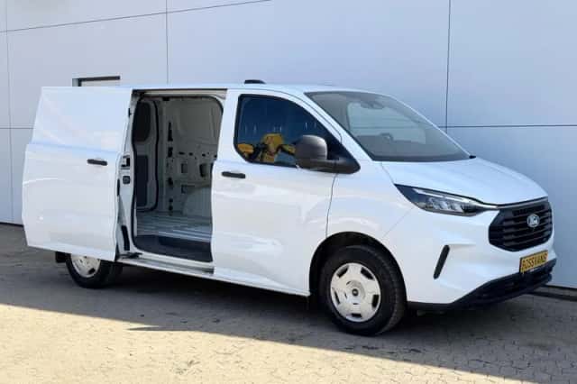 Ford Transit Custom (2024) thumbnail 5