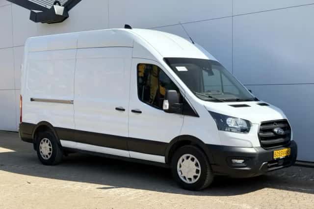 Ford Transit (2023) thumbnail 4