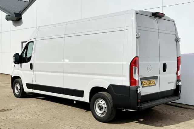 Opel Movano (2024) thumbnail 2