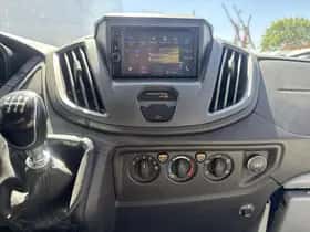 Ford Transit (2018) thumbnail 17