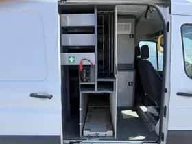 Ford Transit (2018) thumbnail 9