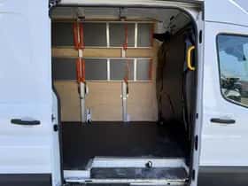Ford E transit 68kwh 184pk (2024) thumbnail 11