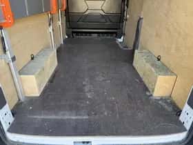 Ford E transit 68kwh 184pk (2024) thumbnail 15