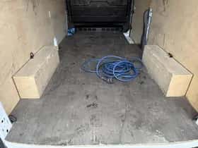 Ford E transit 68kwh 184pk (2023) thumbnail 13