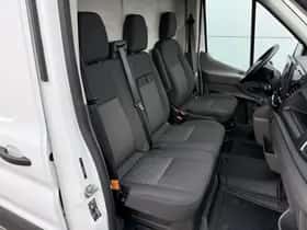 Ford E transit 68kwh 184pk (2023) thumbnail 9