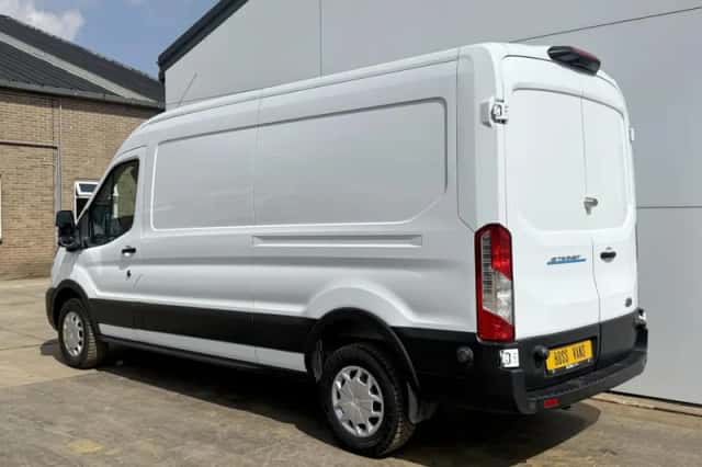 Ford E transit (2022) thumbnail 2
