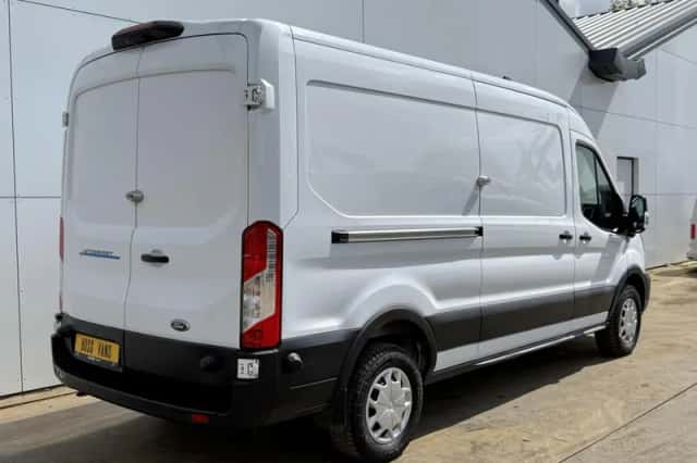 Ford E transit (2022) thumbnail 3