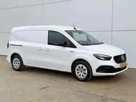 Mercedes-Benz eCitan (2024) thumbnail 4