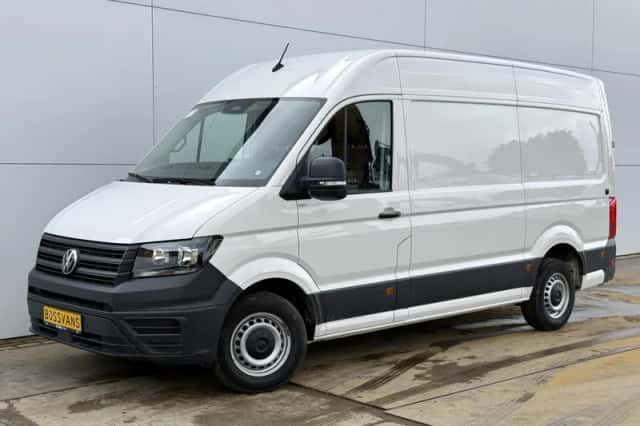 Volkswagen Crafter (2024) thumbnail 1