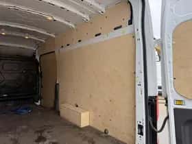 Ford E transit 68kwh 184pk (2023) thumbnail 15