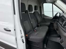 Ford E transit 68kwh 184pk (2023) thumbnail 8