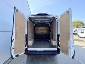 Ford E transit 68kwh 184pk (2023) thumbnail 12