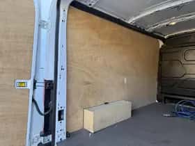 Ford E transit 68kwh 184pk (2023) thumbnail 15