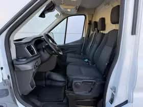 Ford E transit 68kwh 184pk (2023) thumbnail 8