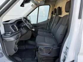 Ford E transit 68kwh 184pk (2023) thumbnail 8