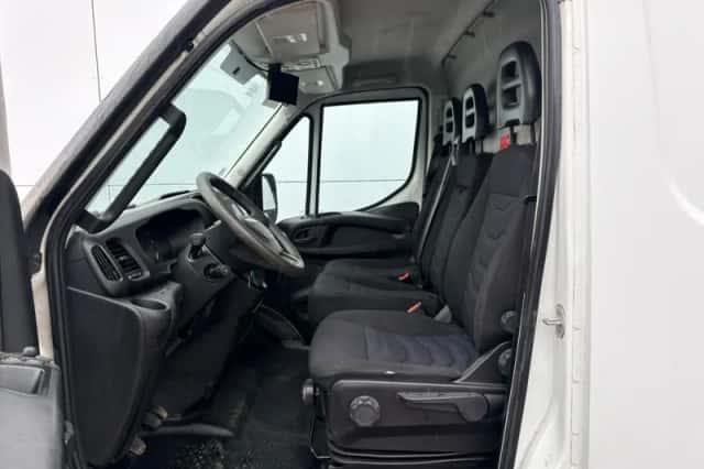 Iveco Daily (2019) thumbnail 5