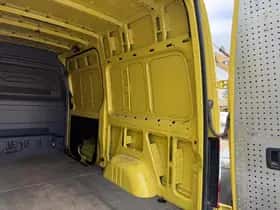 Mercedes-Benz Sprinter (2018) thumbnail 16