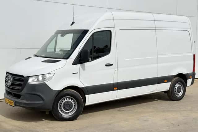 Mercedes-Benz eSprinter (2022) thumbnail 1