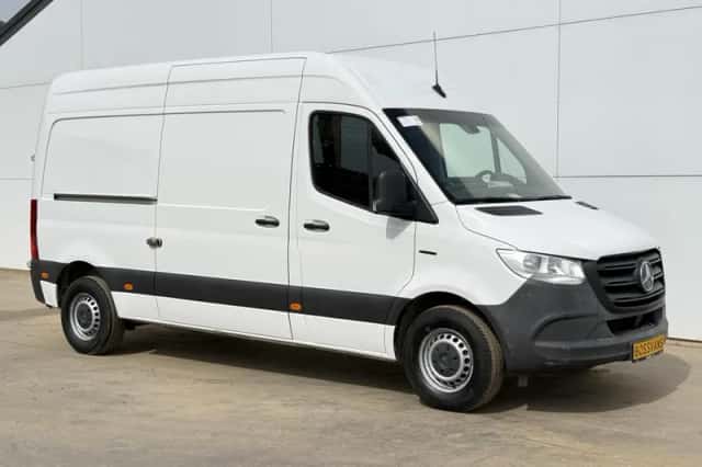Mercedes-Benz eSprinter (2022) thumbnail 5