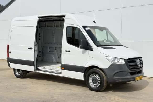 Mercedes-Benz eSprinter (2022) thumbnail 6