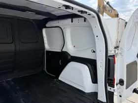 Mercedes-Benz Citan (2024) thumbnail 14