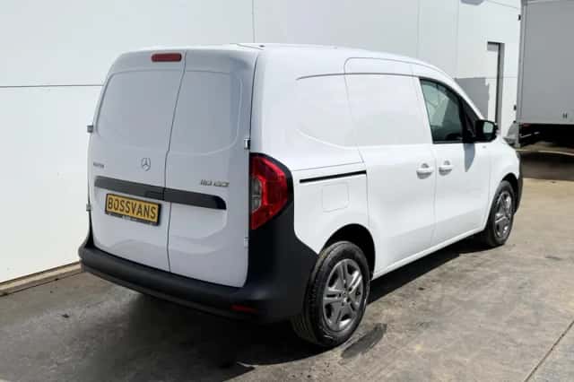 Mercedes-Benz Citan (2024) thumbnail 3