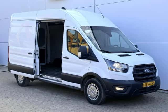 Ford Transit (2023) thumbnail 5