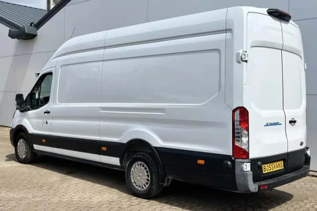 Ford E transit (2023) thumbnail 3