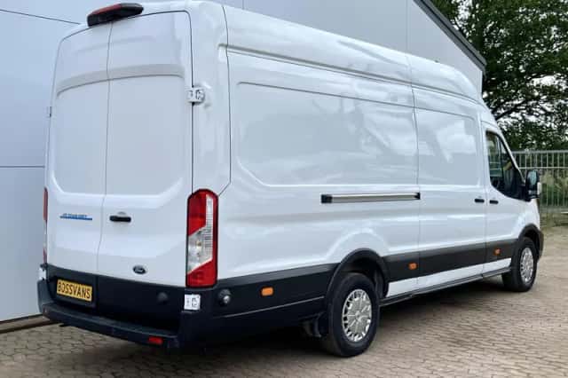 Ford E transit (2023) thumbnail 4