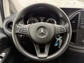 Mercedes-Benz eVito (2022) thumbnail 18