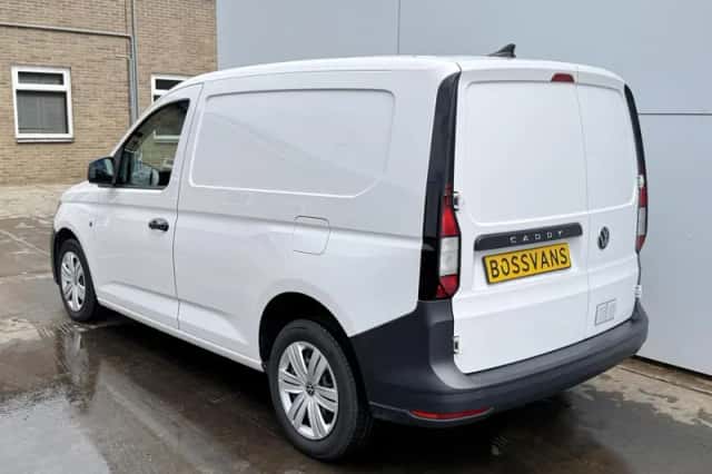 Volkswagen Caddy (2022) thumbnail 2