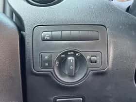 Mercedes-Benz Vito (2021) thumbnail 23