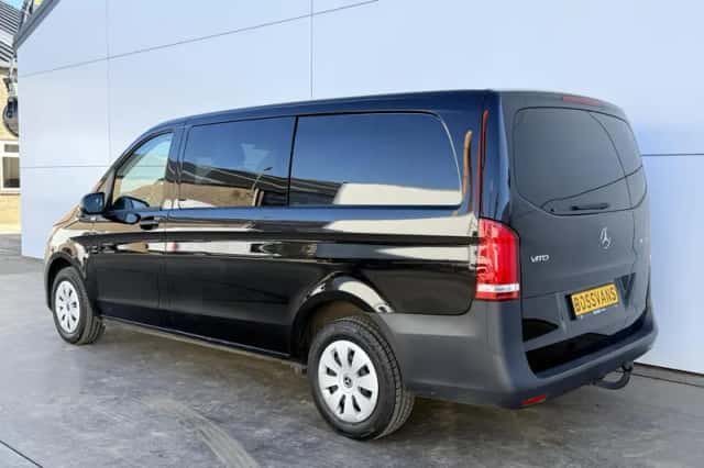 Mercedes-Benz Vito (2020) thumbnail 2