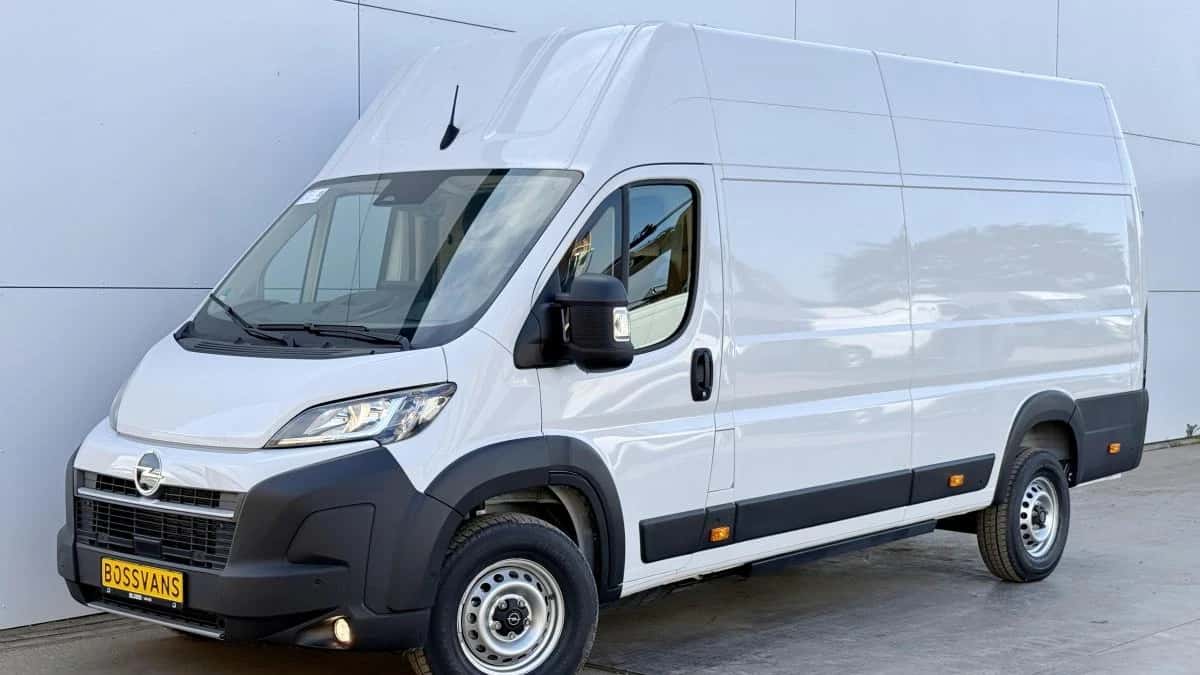 Opel E movano 110kwh 270pk (2024) — foto 1