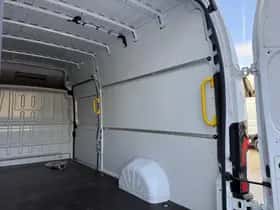 Opel E movano 110kwh 270pk (2024) thumbnail 14