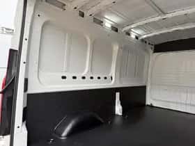 Maxus eDeliver9 (2025) thumbnail 13