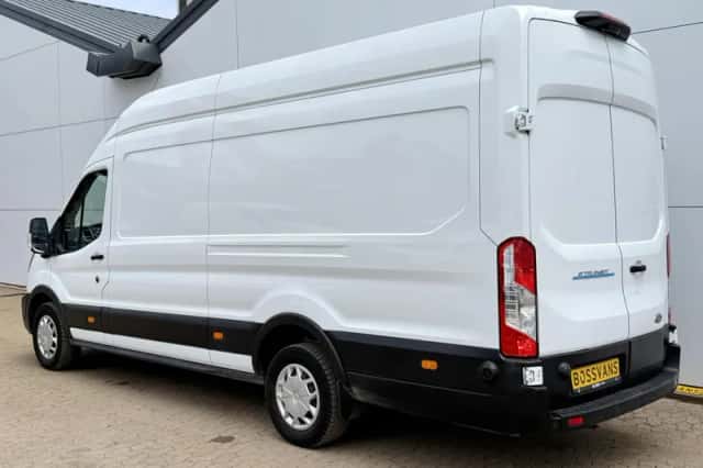 Ford E transit (2024) thumbnail 4