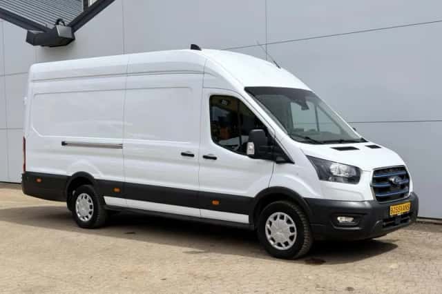 Ford E transit (2024) thumbnail 6