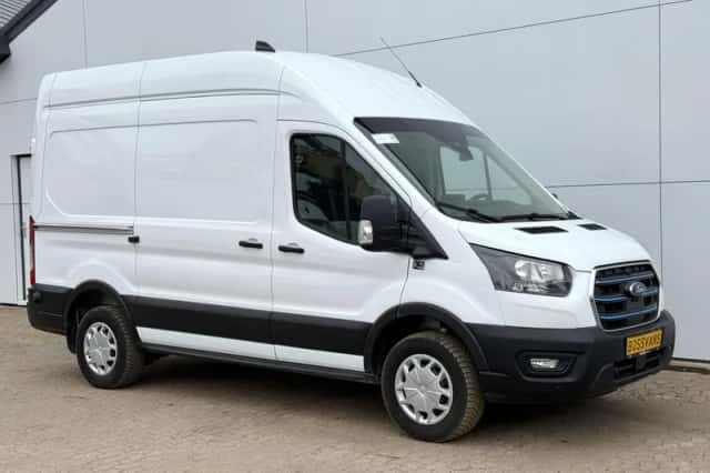 Ford E transit (2023) thumbnail 5