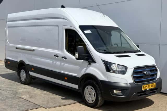 Ford E transit (2023) thumbnail 5
