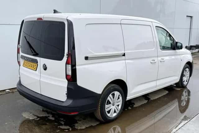 Volkswagen Caddy Maxi (2022) thumbnail 3